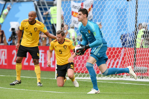 罗马诺：纽卡锋线引援有多个目标，这对伊萨克意义重大.