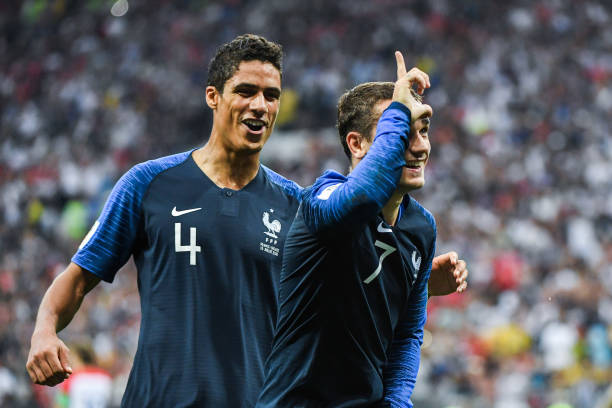 女排两主攻轰40分!U21世锦赛开门红暴露短板,无鹰眼争议判罚多.